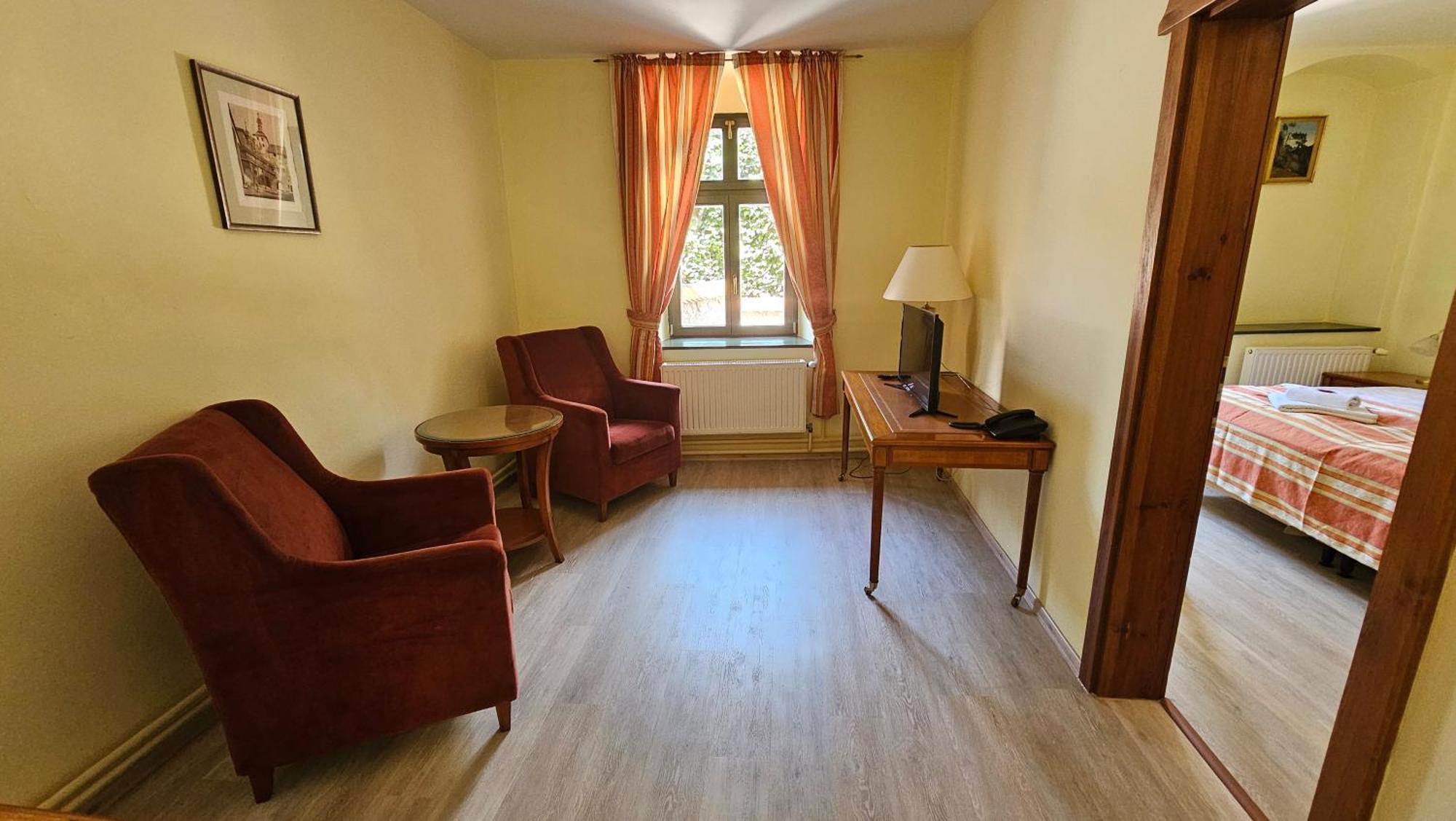 Hotel Opat كوتنا هورا المظهر الخارجي الصورة