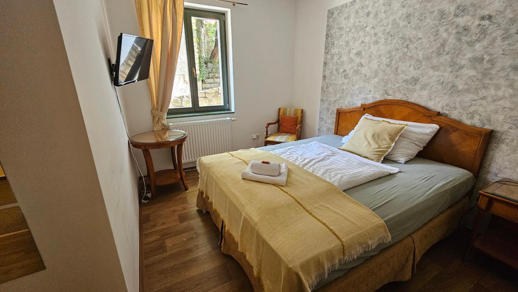Hotel Opat كوتنا هورا المظهر الخارجي الصورة