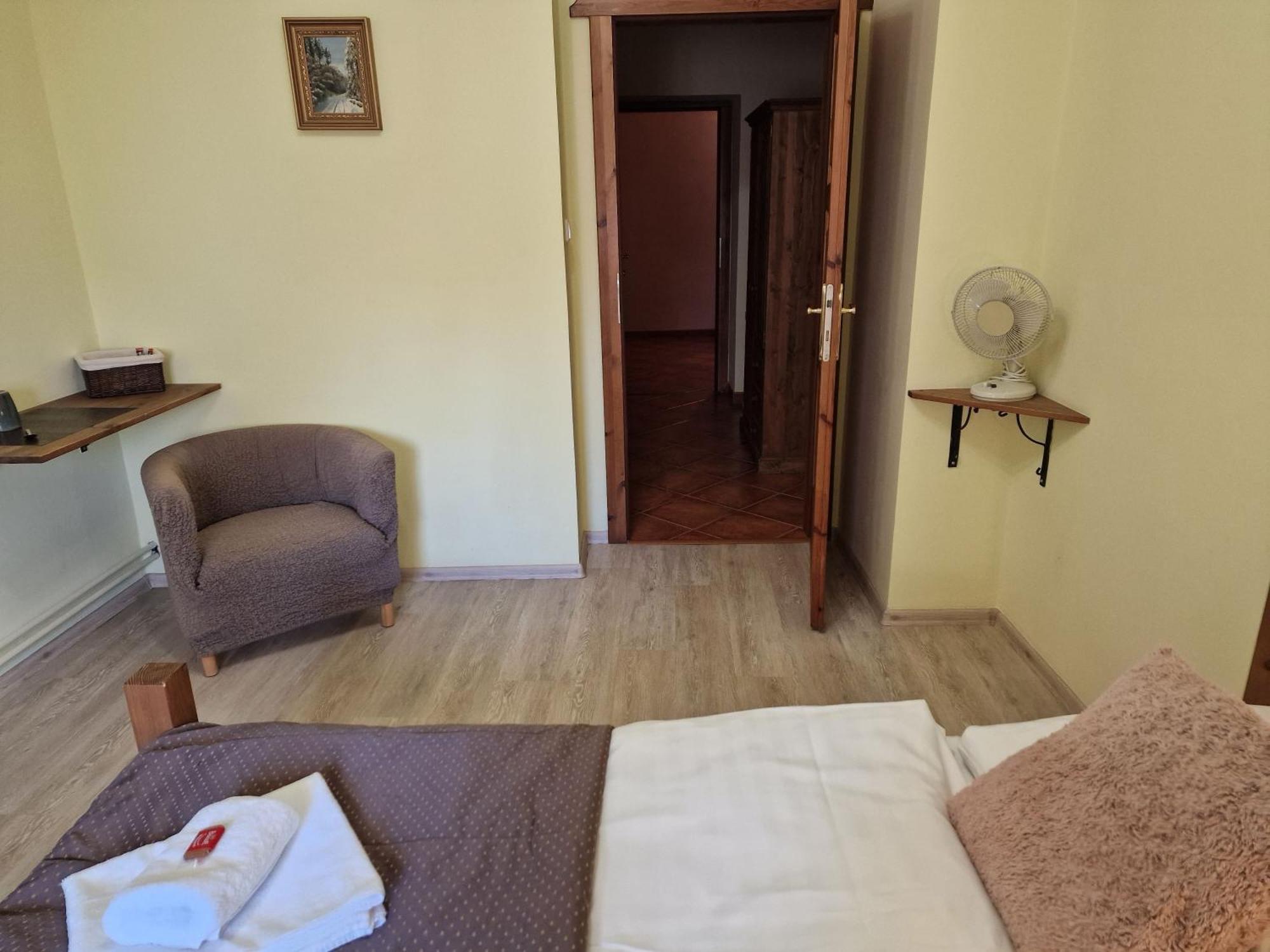 Hotel Opat كوتنا هورا المظهر الخارجي الصورة